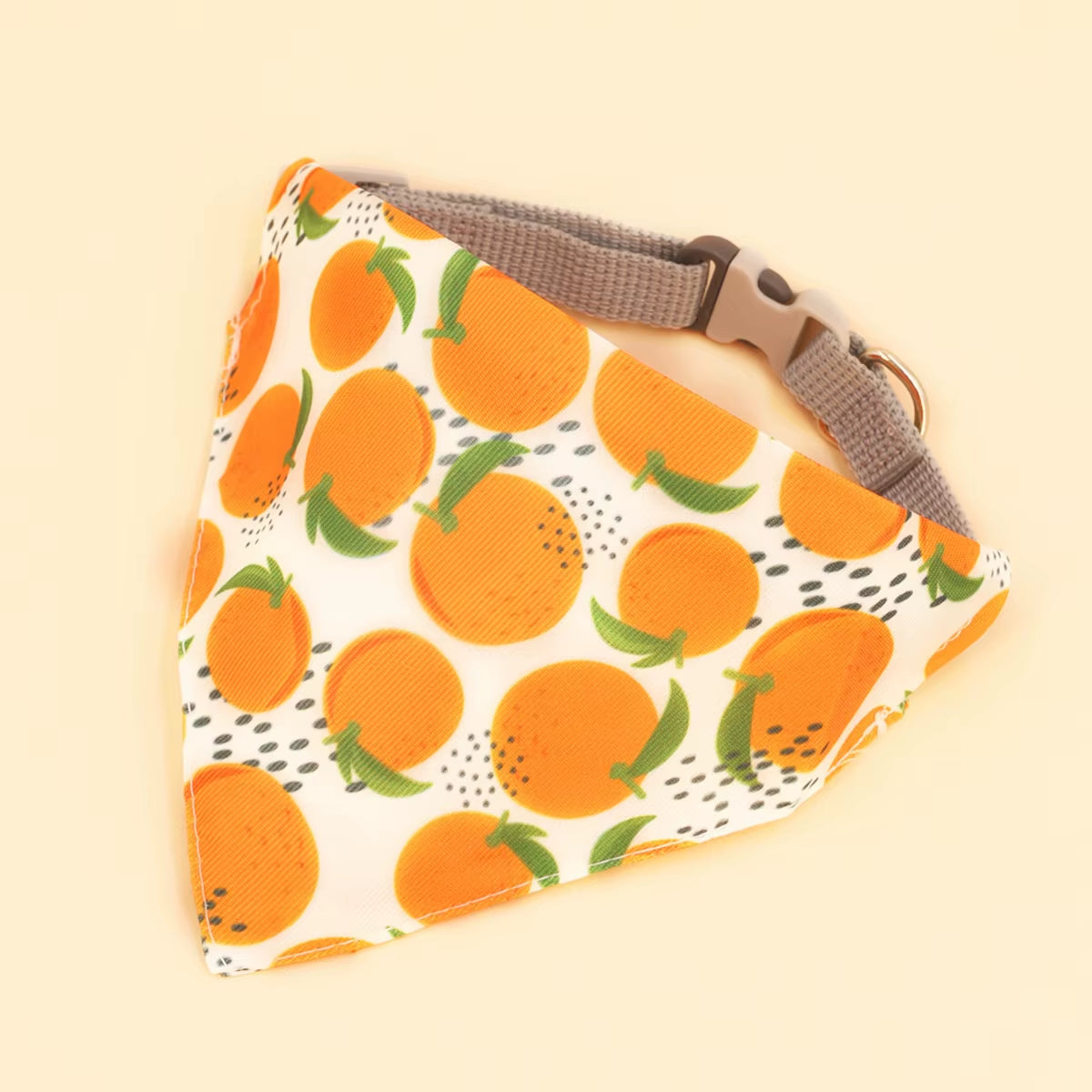 Pet Saliva Towel Adjustment Cute Cartoon Bear Weaved Dog Cat Collar Bib Grooming Arc Design Dog Scarf for Girl Small Dogs Cats