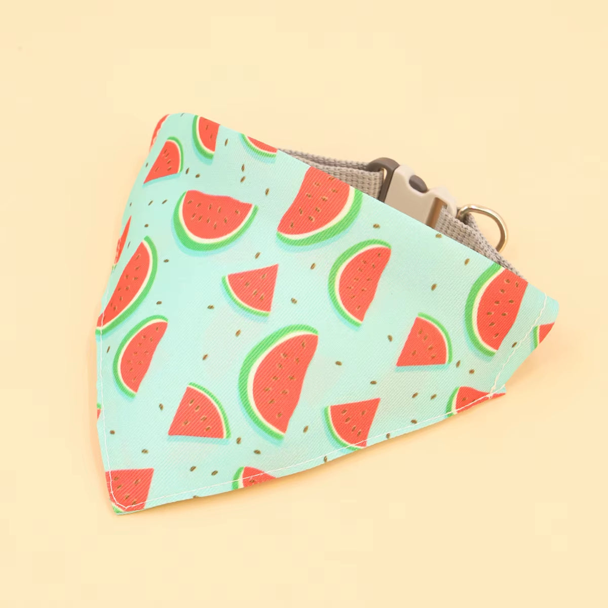 Pet Saliva Towel Adjustment Cute Cartoon Bear Weaved Dog Cat Collar Bib Grooming Arc Design Dog Scarf for Girl Small Dogs Cats